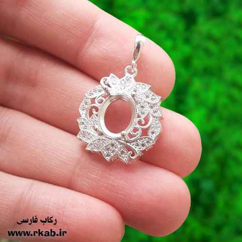 گردنبند جواهر بدون سنگ از جنس نقره رکاب فارسی
