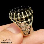 قاب زیورالات برنجی انگشتر در رکاب فارسی