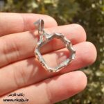 قاب گردنبند نقره مربع